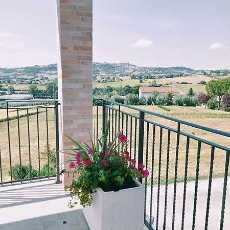 Le Colline Del Conero 게스트하우스 *