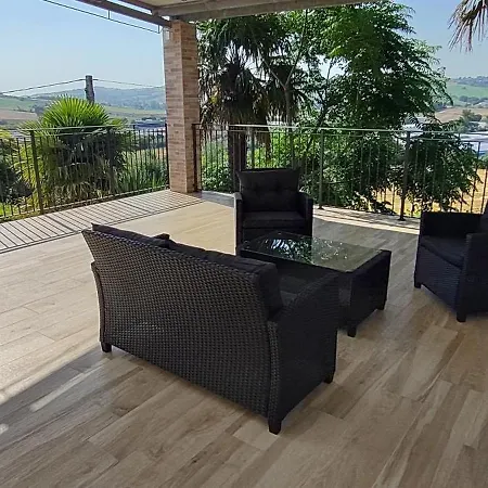 Le Colline Del Conero Penzion 3*